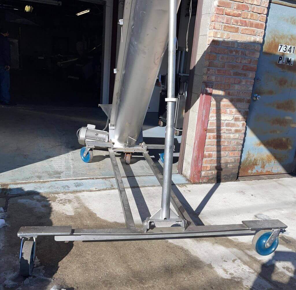 Weiler Incline Screw Conveyor - view 9