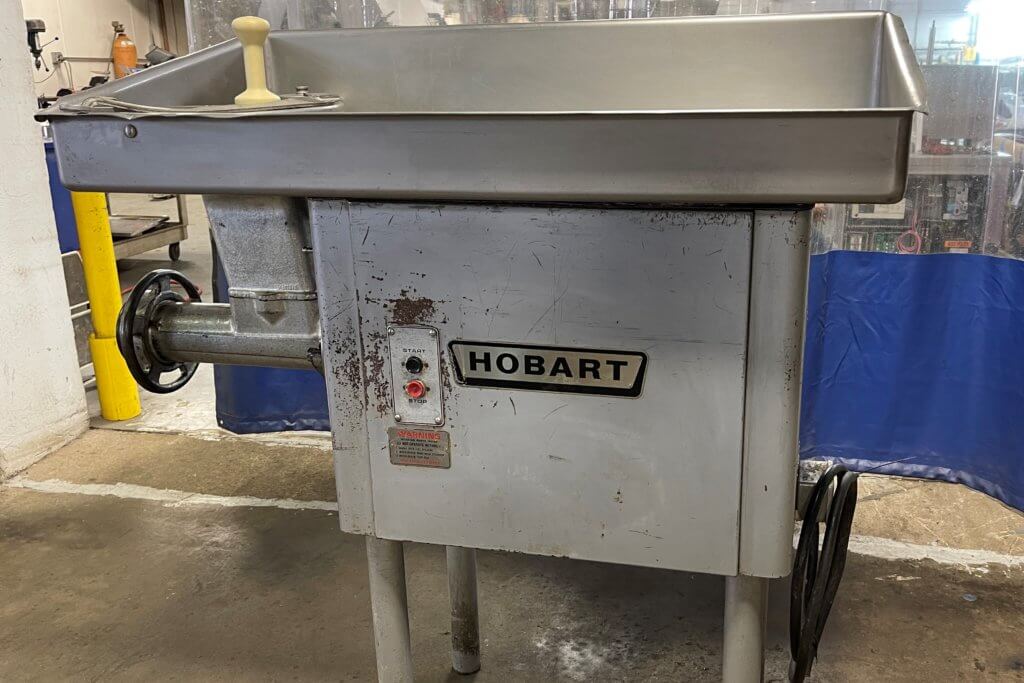 Hobart 4146 Meat Grinder - view 2