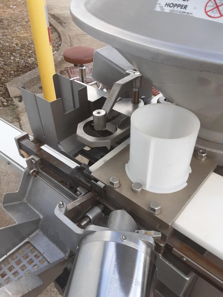 Hollymatic 8/65 Patty Machine - view 6