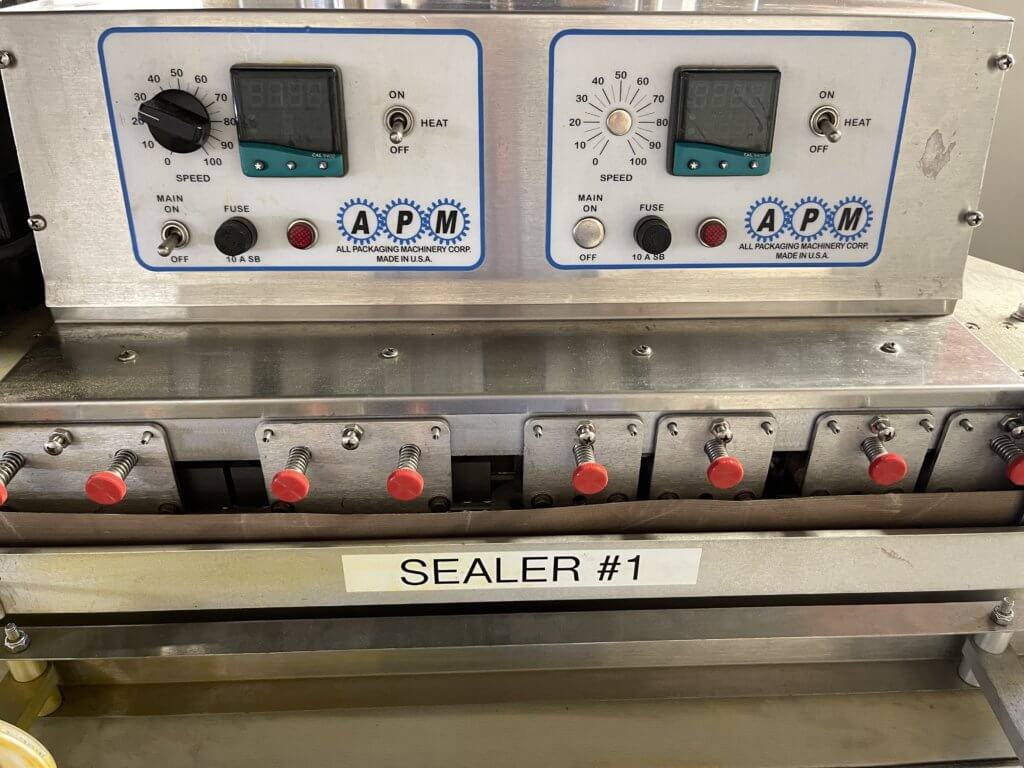 APM VCBSDM*7/8*DH*6X5 Vertical Rotary Band Sealer - view 3