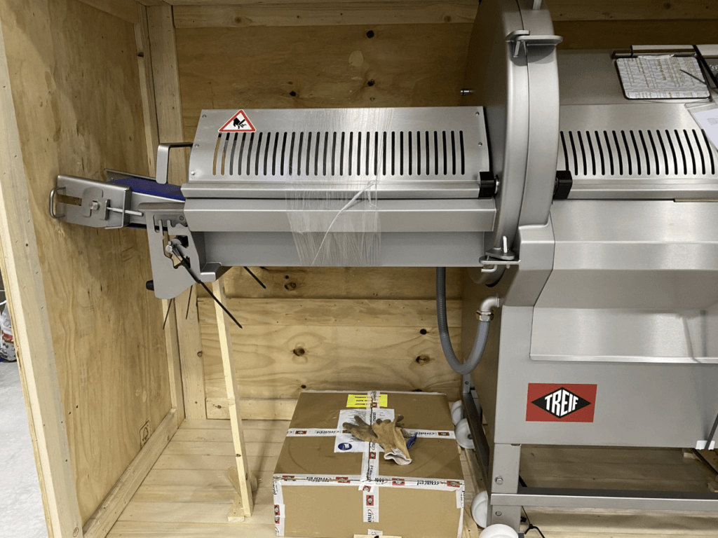 Treif CE-700-EB Slicer - view 2