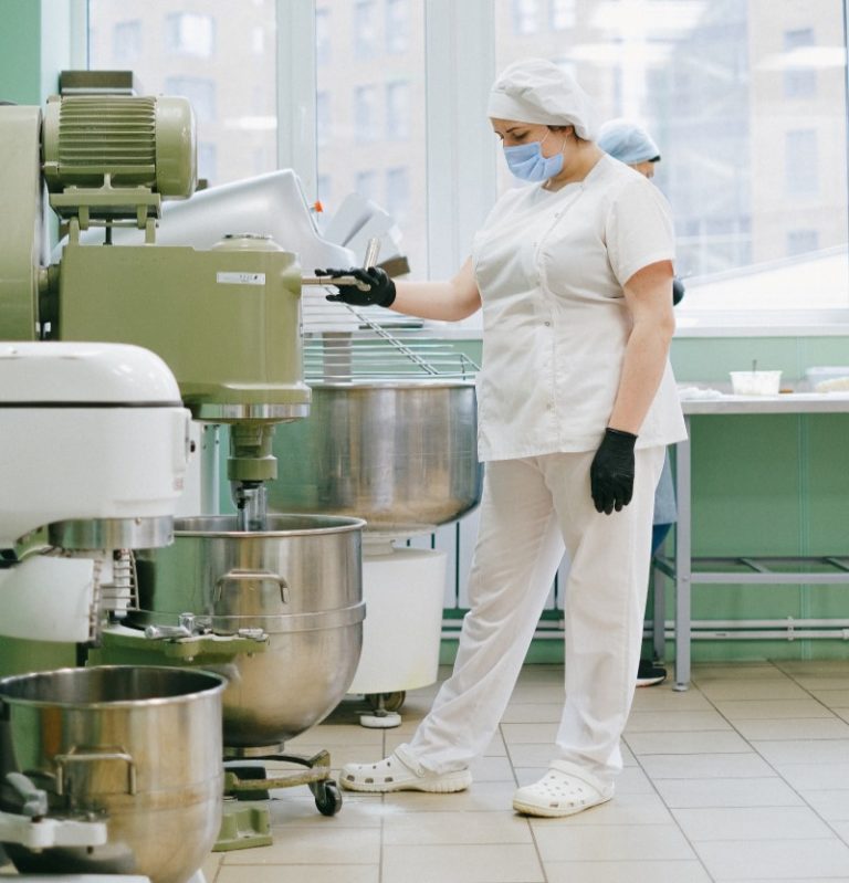 Transforming Commercial Kitchen Operations through Innovation Conveyors