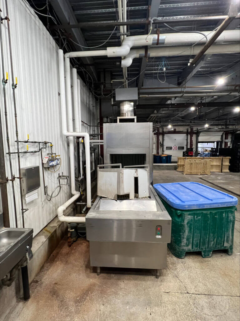 Hobart FT1000ER Energy Recovery Flight-Type Dishwasher - view 2