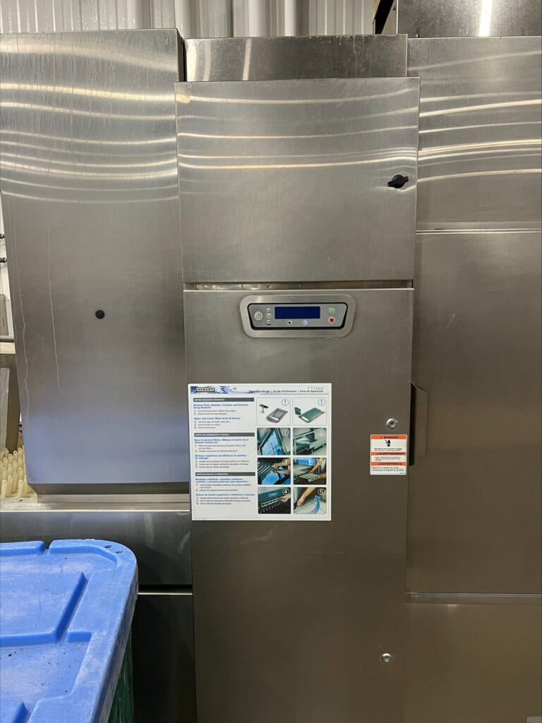 Hobart FT1000ER Energy Recovery Flight-Type Dishwasher - view 5