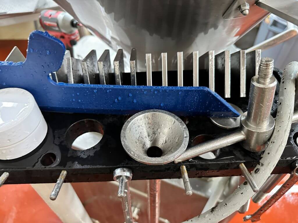 Frey C-120 Vacuum Stuffer - view 5