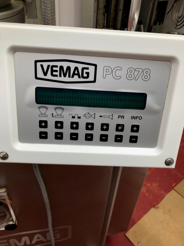 Vemag 500 Vacuum Stuffer with Shuttle Conveyor - view 7