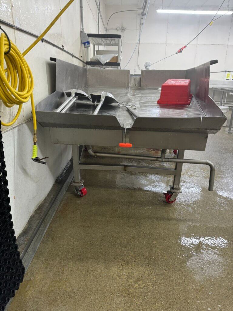 Stainless Steel Inspection Table - view 9