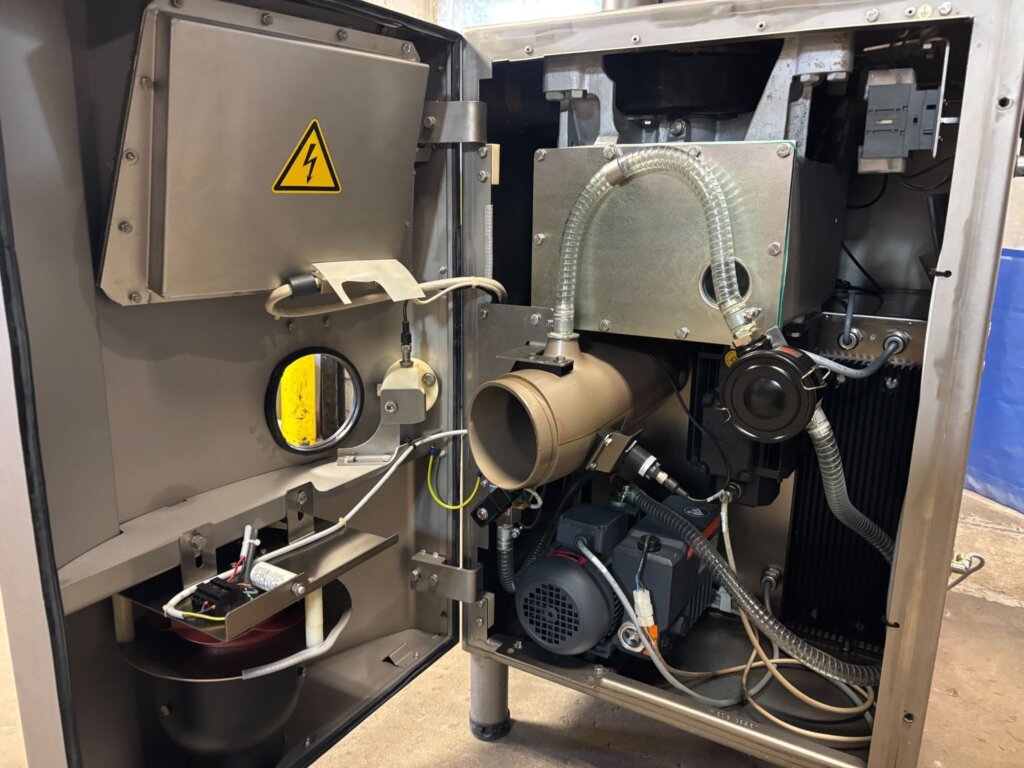 Handtmann VF 608 Plus Continuous Vacuum Stuffer - view 31