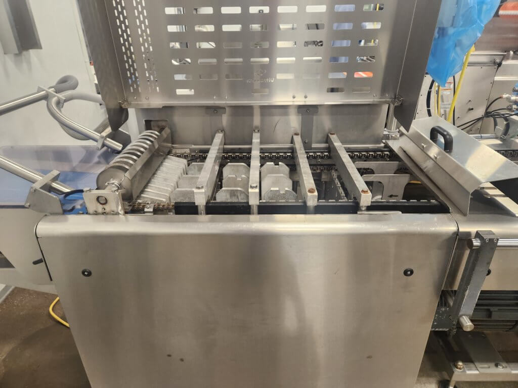 Ultrasource Bison Rollstock Packaging Machine - view 3