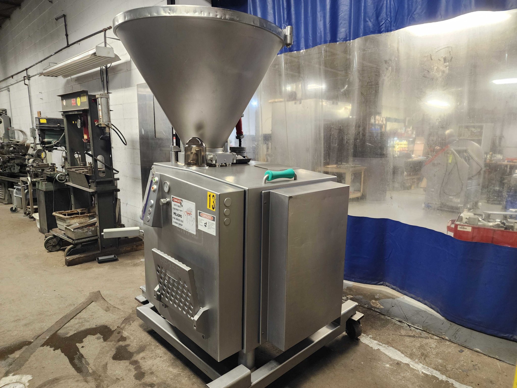 Vemag HP25E Vacuum Stuffer | M&M Equipment Corp