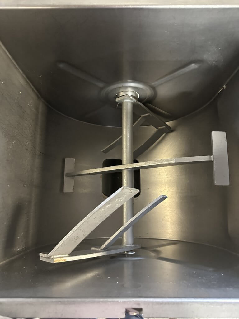 Hollymatic 180-A Mixer Grinder - view 3
