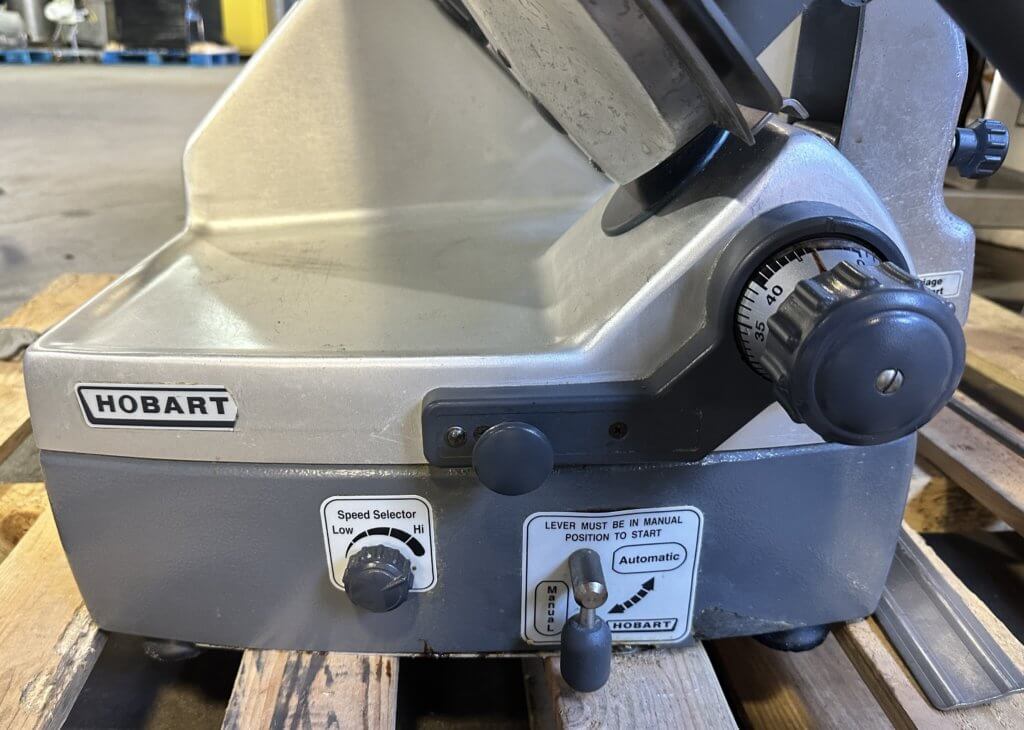 Hobart 2912 Meat Slicer - view 4