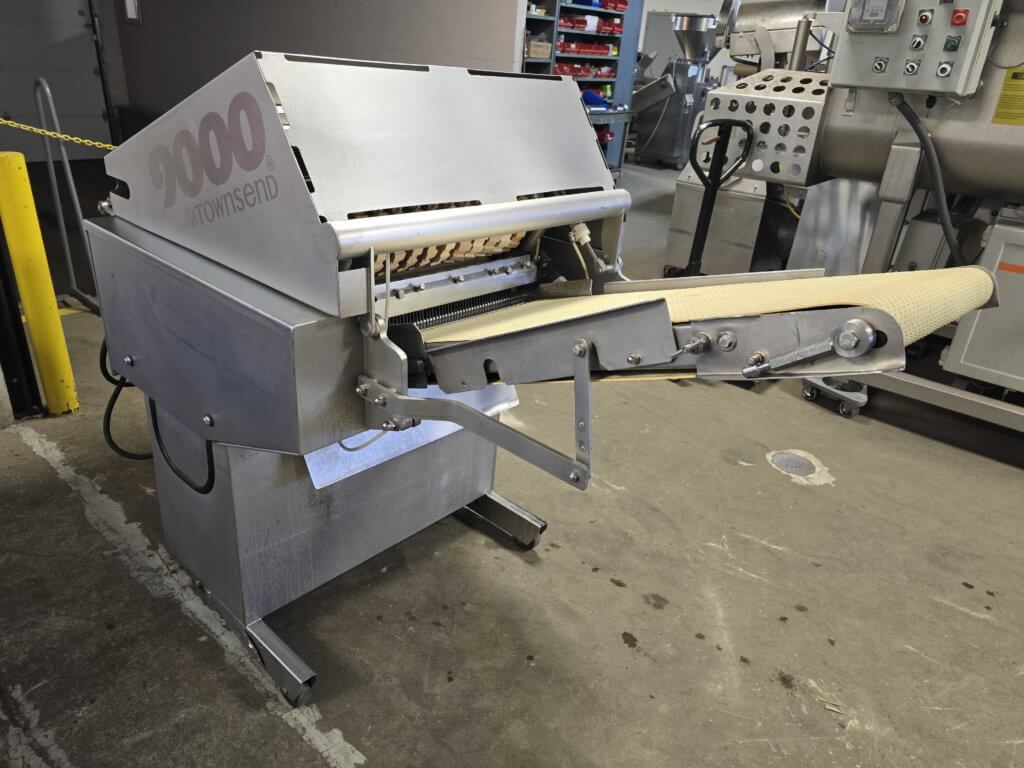 Townsend 9000 Automatic Skinner - view 3