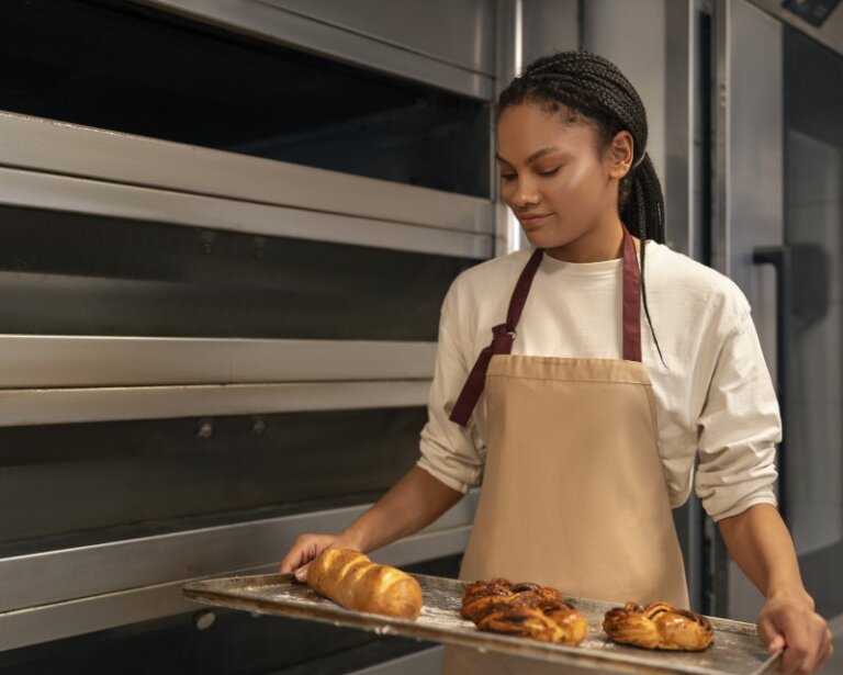 A Guide to Selecting Commercial Baking Equipment