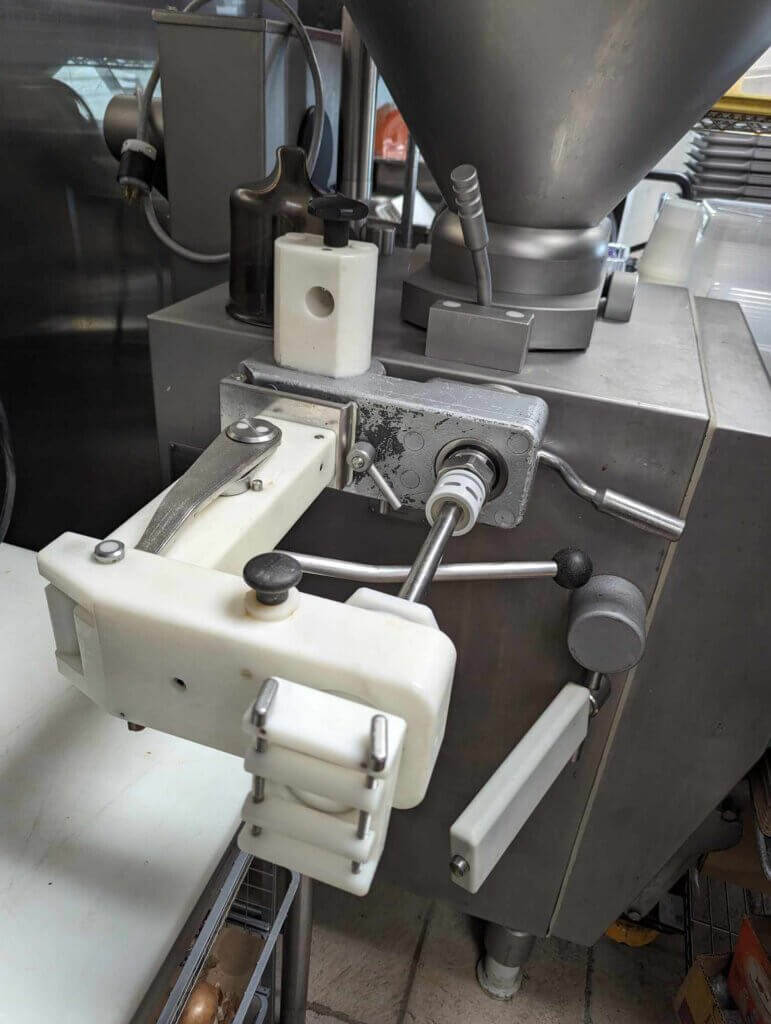 Vemag Robby 2 Vacuum Stuffer - view 3