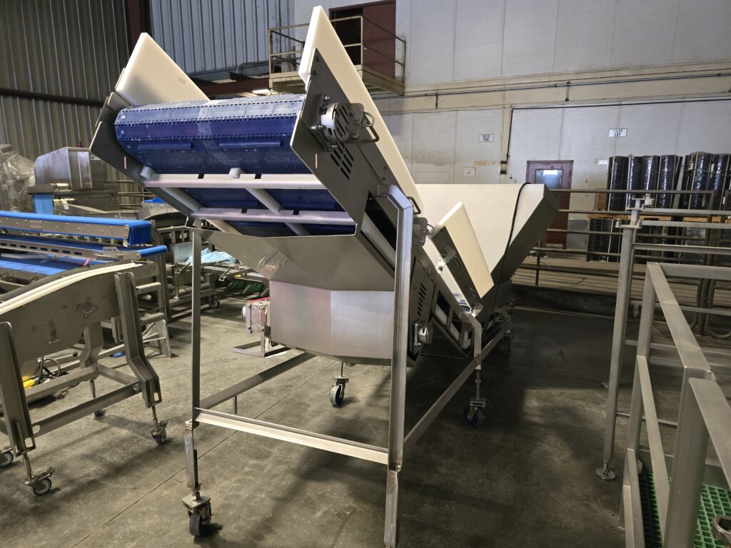 Amfec BC 200 Incline Feed Hopper - view 3