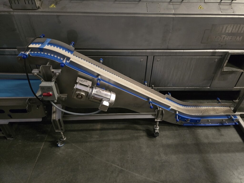 Nu Clean Incline Conveyor - view 2
