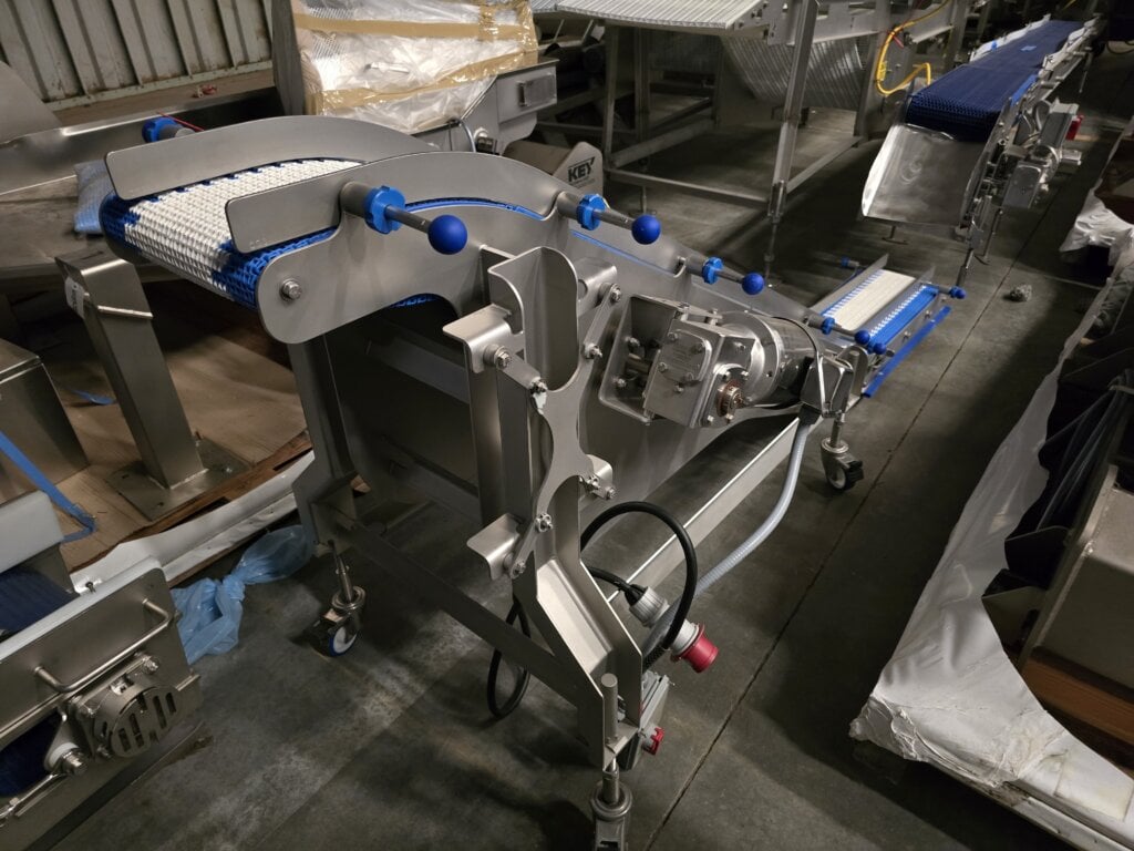 Nu Clean Incline Conveyor - view 2