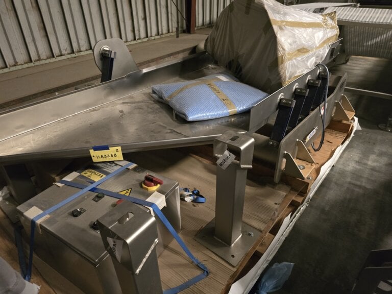 KEY Technology SH01-122079 Vibratory Conveyor