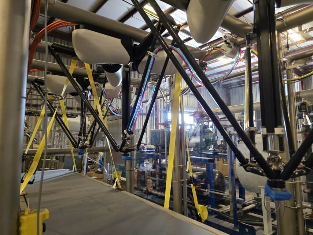 JLS Automation Robot Picker - view 3
