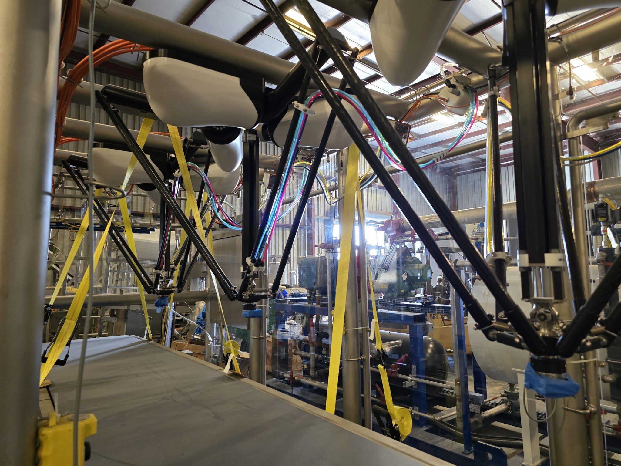 JLS AUTOMATION Robot Picker | M&M Equipment Corp