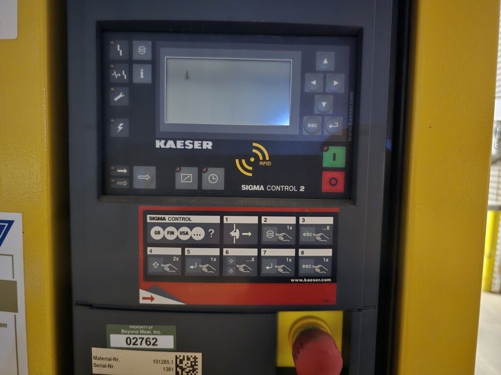 Kaeser BSD-50 Screw Air Compressor - view 3