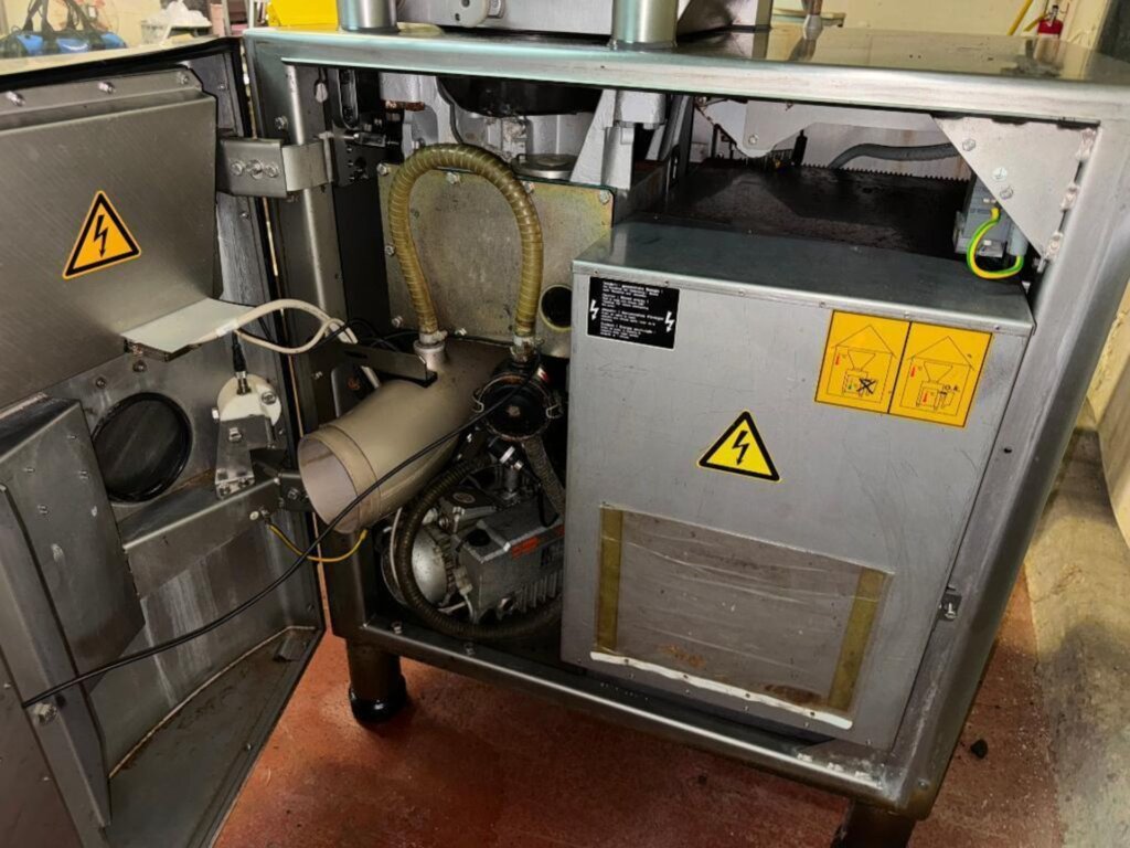 Handtmann VF 616 Vacuum Stuffer - view 5