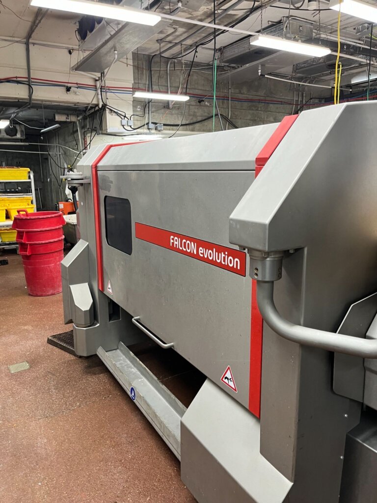 Falcon slicer