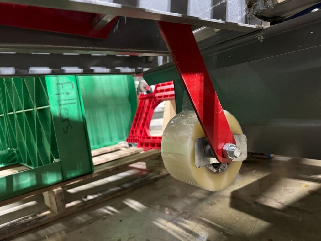 Eagle EZF-CS-40A Case Packer - view 3