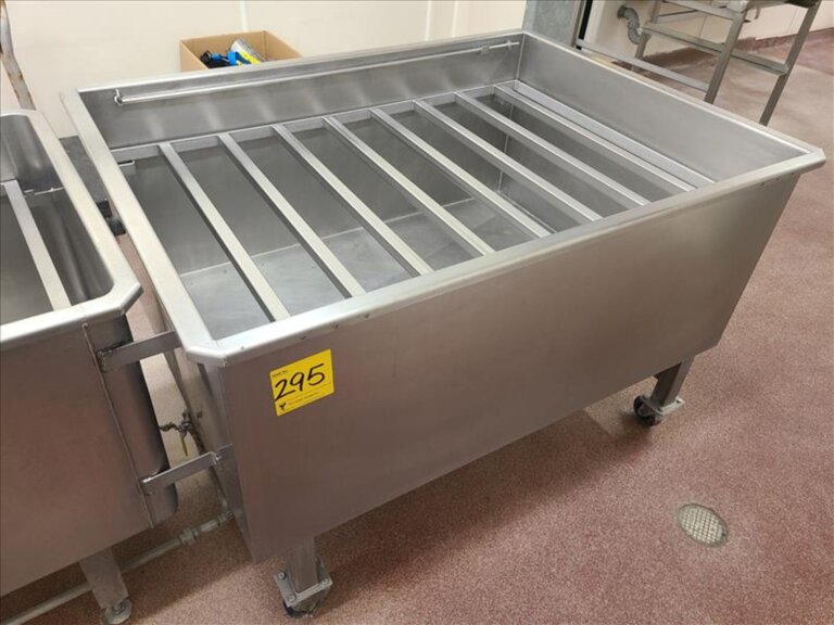 Stainless Steel Tank
