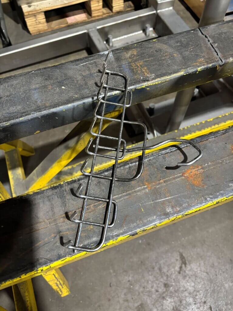 M&M Equipment Corp. Bacon Combs - view 2