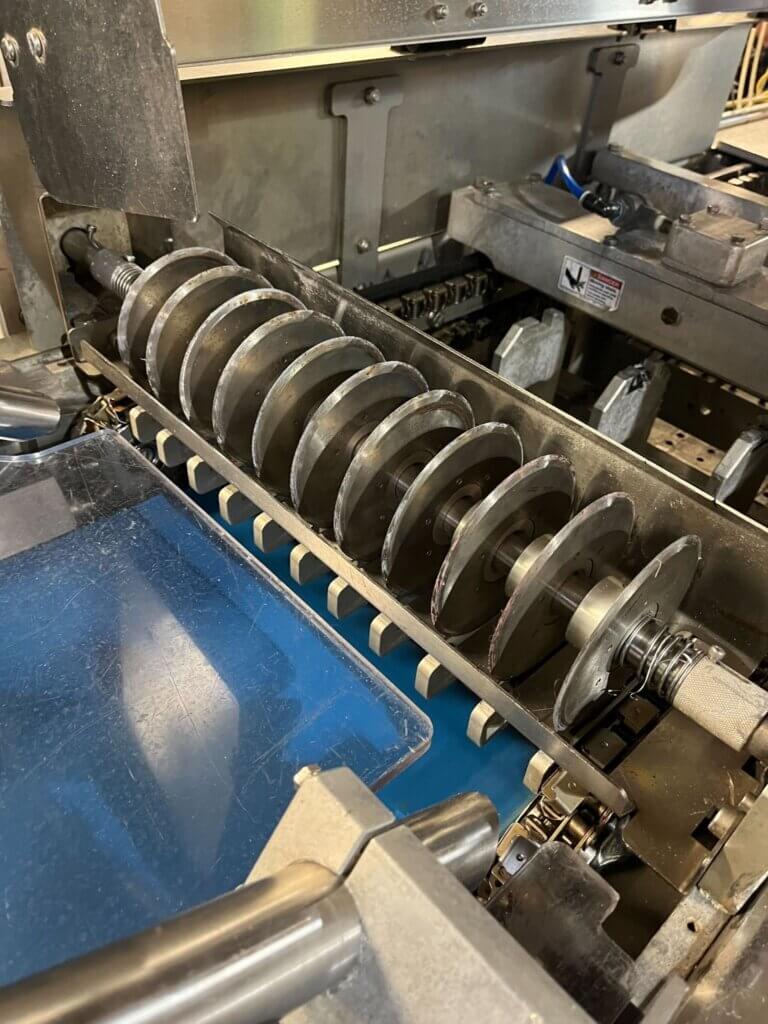 Ultrasource Bison Rollstock Packaging Machine - view 7