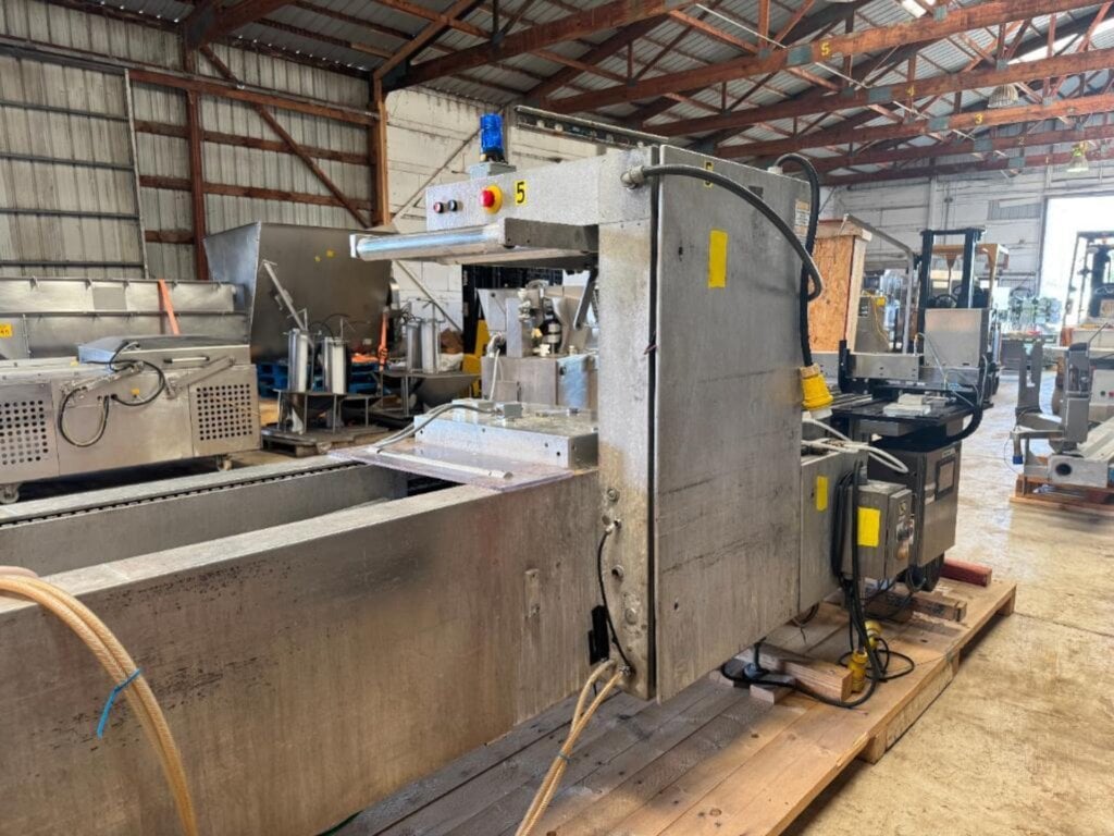 Multivac R5100 Rollstock Packaging Machine - view 3
