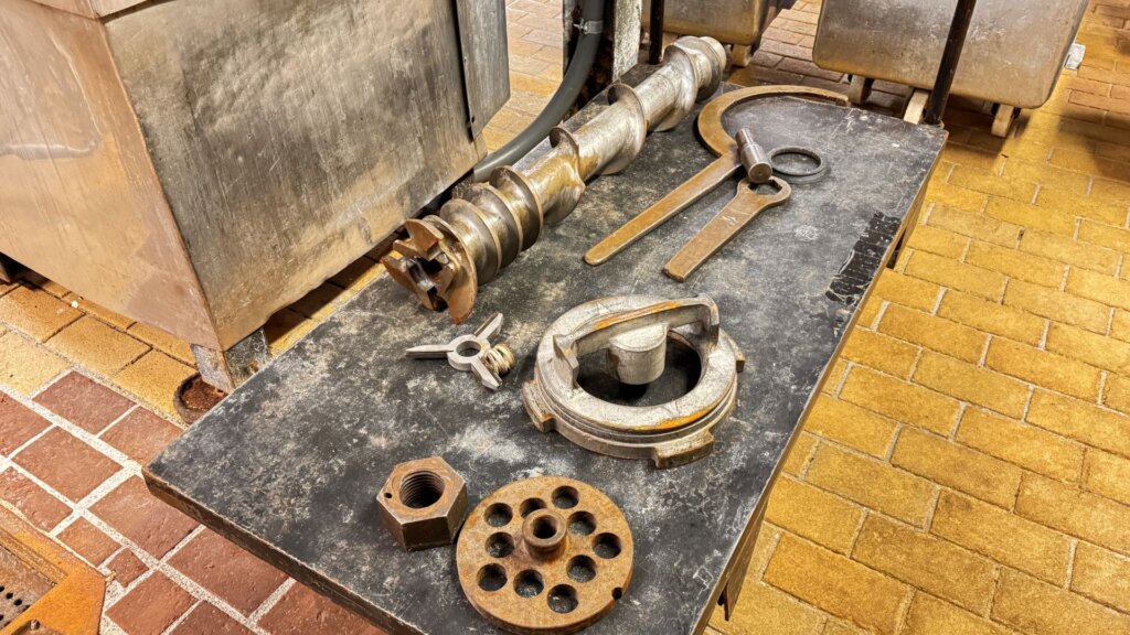 Weiler 868 Meat Grinder - view 6