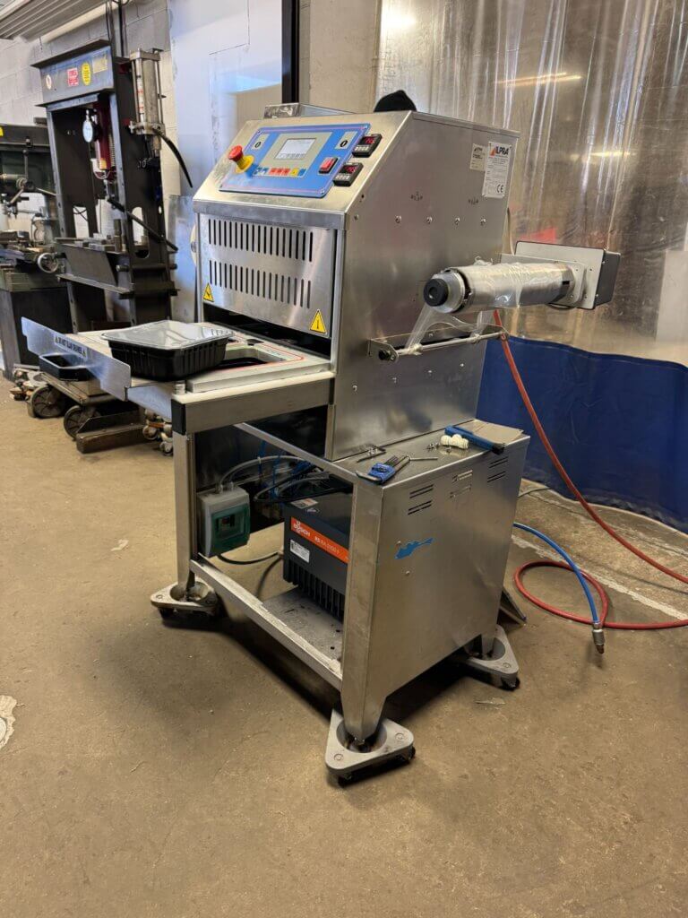 Ilpra FP 400 Tray Packaging Machine - view 10