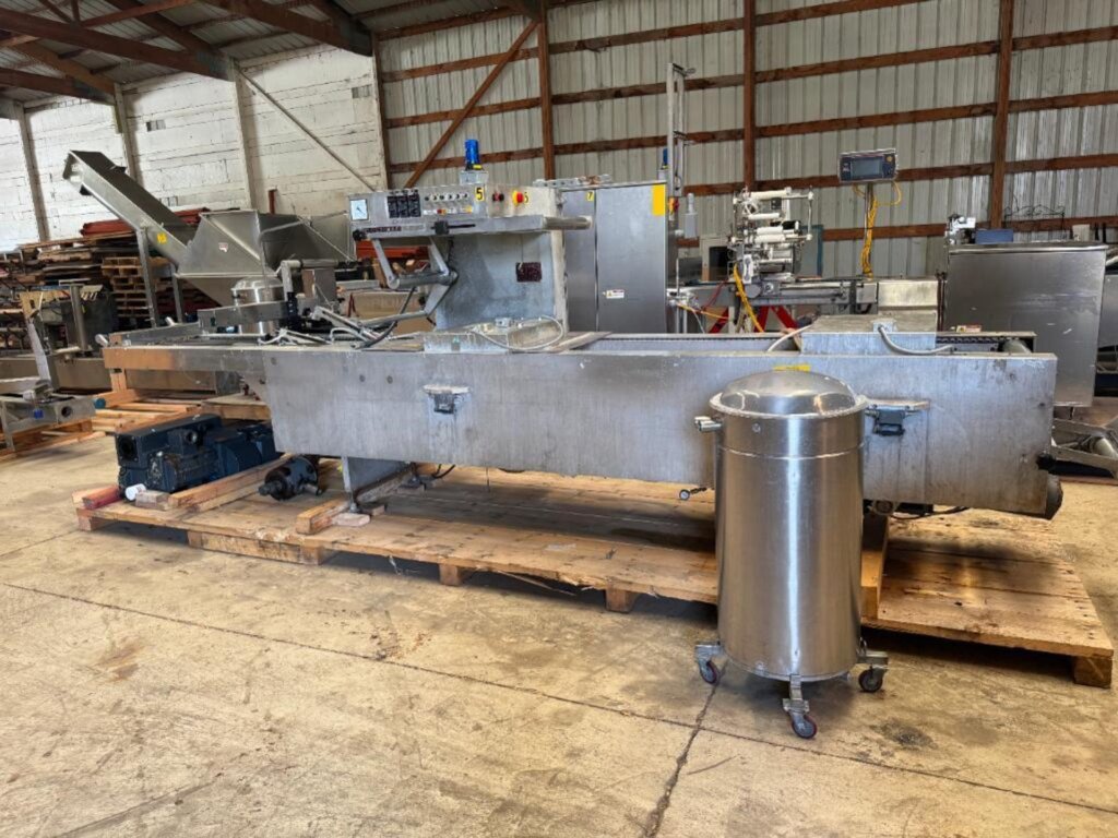 Multivac R5100 Rollstock Packaging Machine - view 2