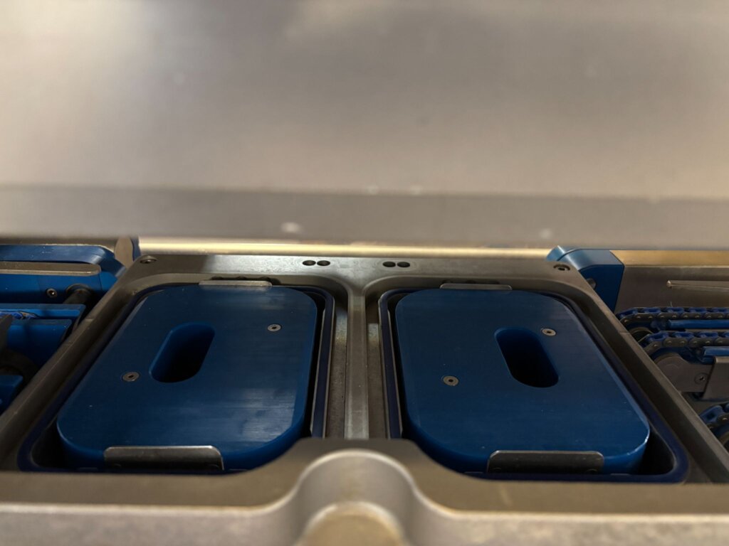 Sealpac A4 Tray Packaging Machine - view 11