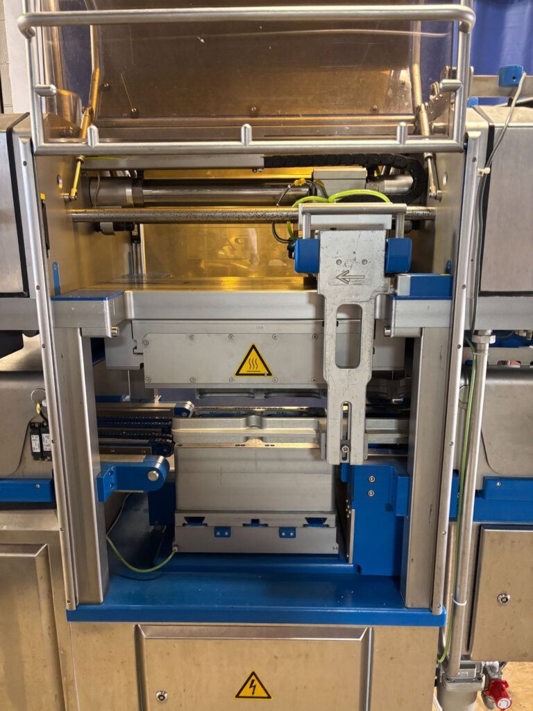 Sealpac A4 Tray Packaging Machine - view 20