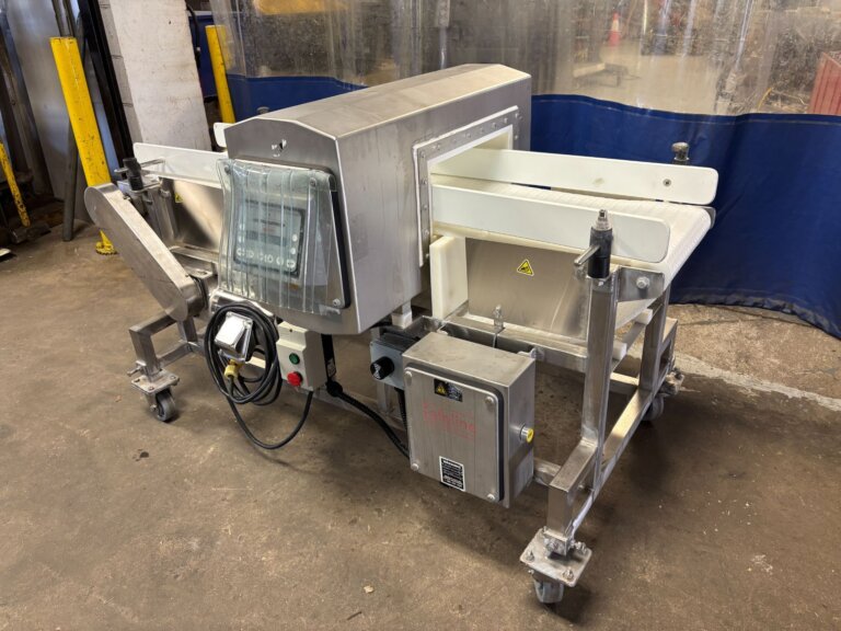 Safeline Metal Detector