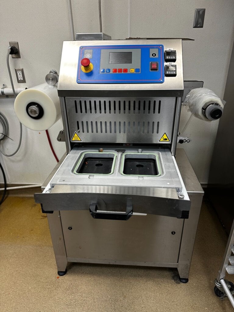 Ilpra FP 400 Overskin Tray Packaging Machine