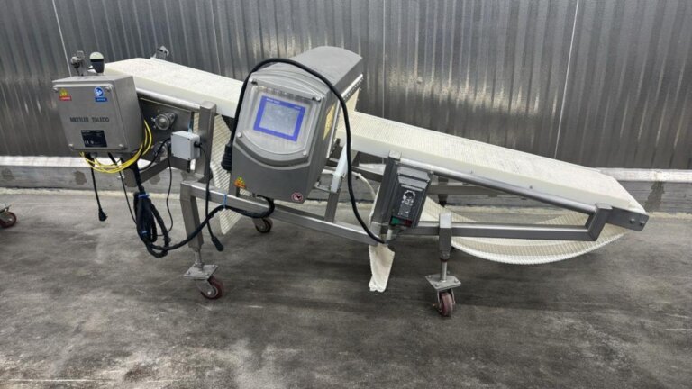 Safeline Mettler Toledo V48-RAD Metal Detector
