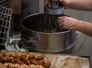 Cleaner, Faster and Safer Benefits of Modern Breading Machines