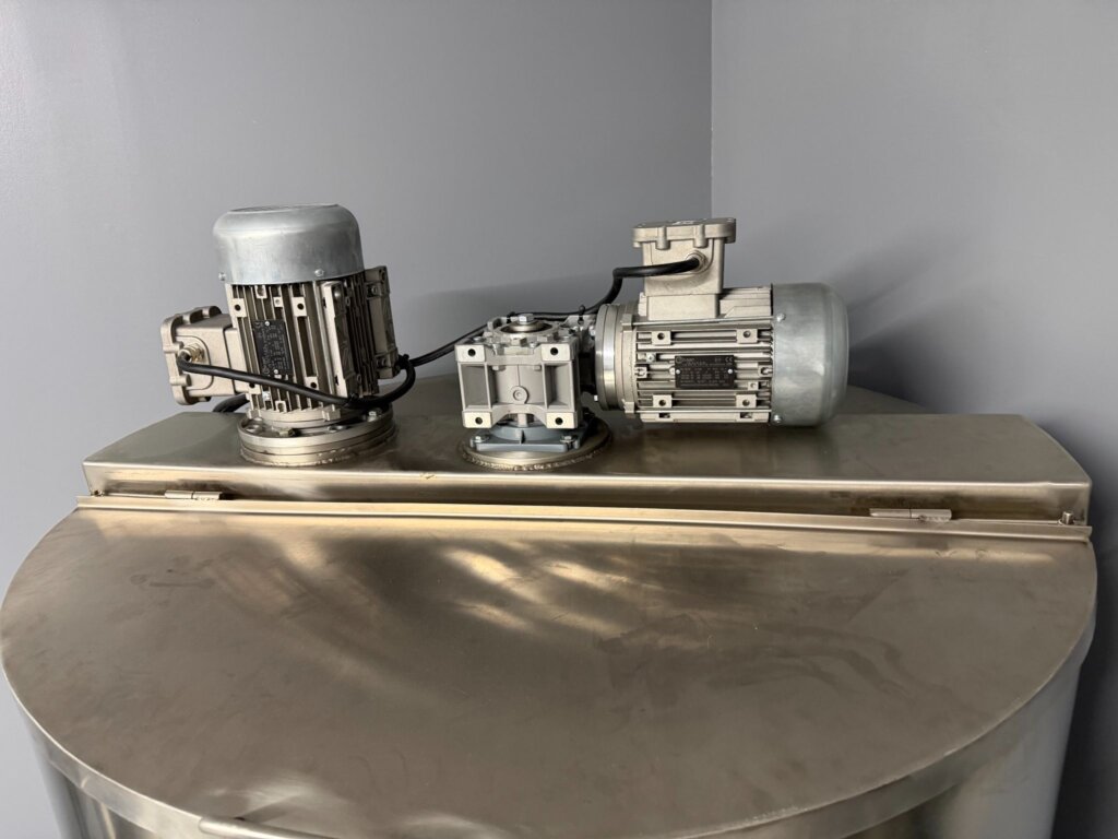 1000 L – Tank – 4