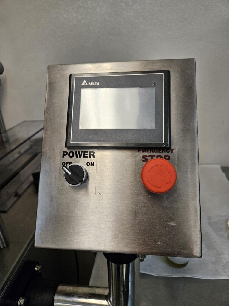 1000234095