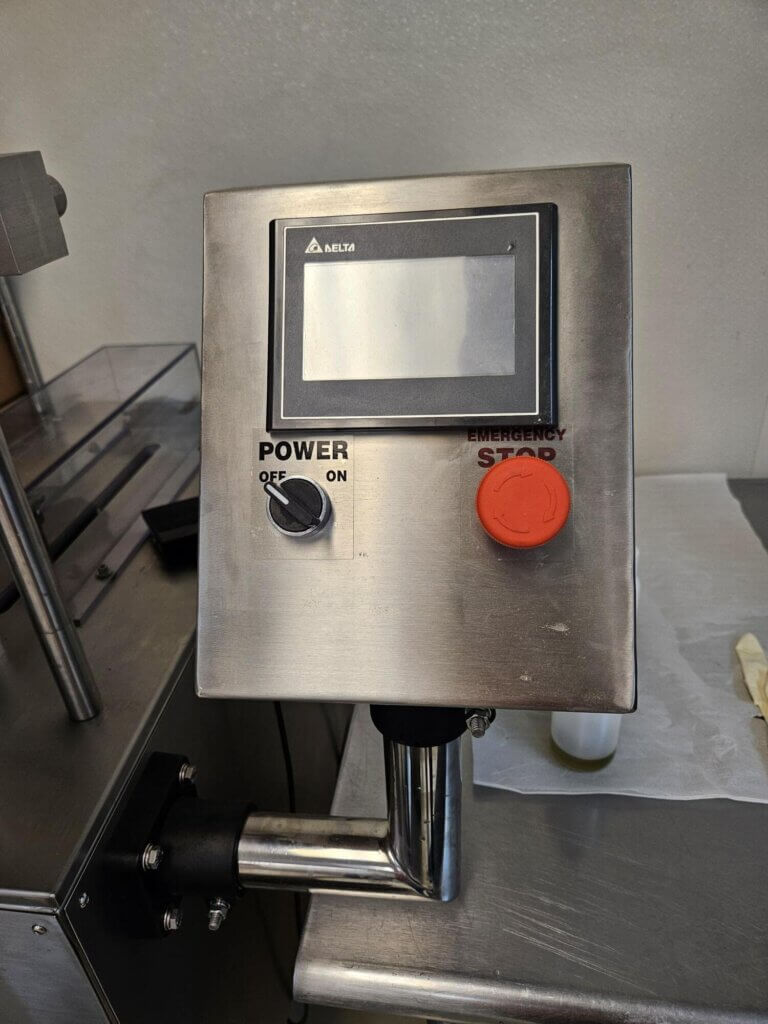 1000234100