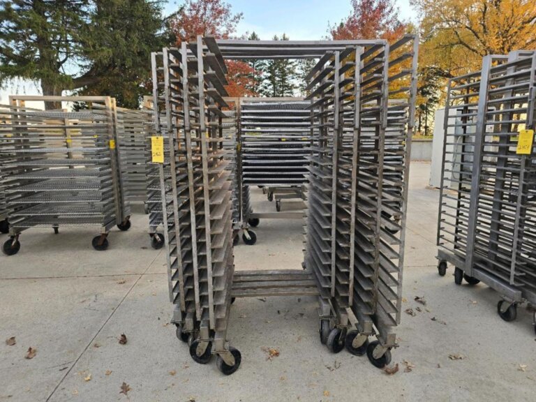 Nesting Smokehouse Trucks