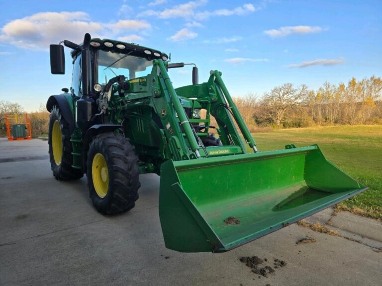 John Deere 6130R Tractor