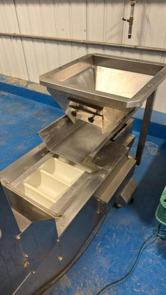 Custom Stainless Bucket Elevator - view 3