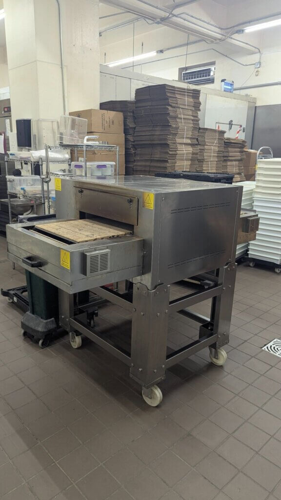 Italforni conveyor stone oven TSA Eletric 18 (2)