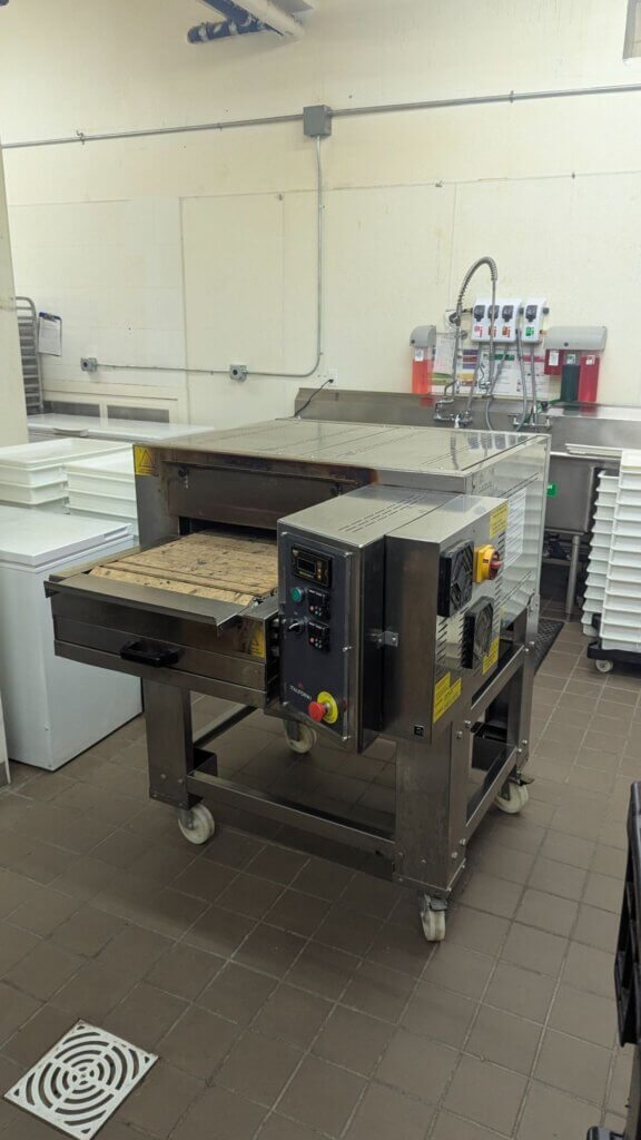 Italforni conveyor stone oven TSA Eletric 18 (3)